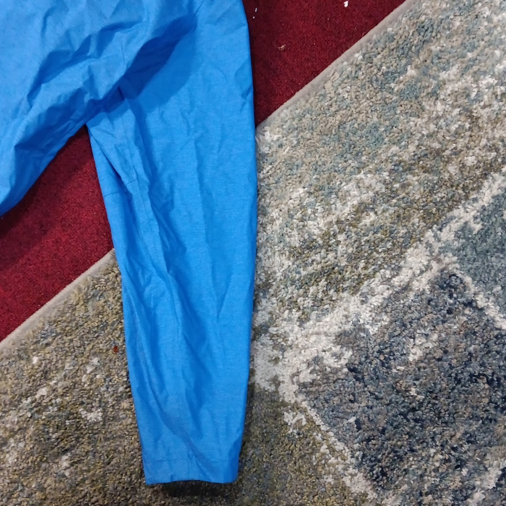 Blue raincoat - Picture 3 of 6